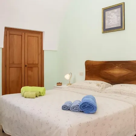 Casa Lucia Specchia
